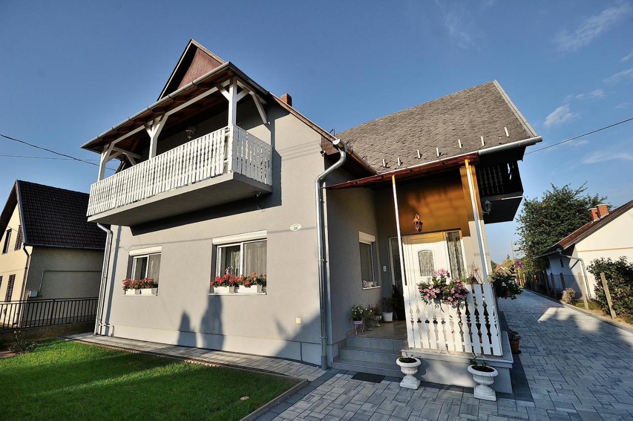 Vintage Home Lelle บาลาตอนแลลเล ภายนอก รูปภาพ